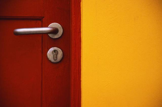 Home insurance security requirements, locks, alarm and safe